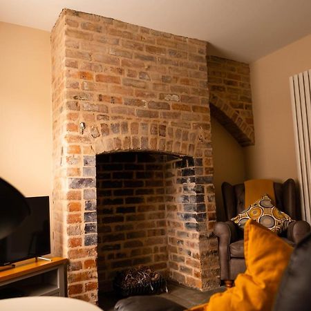 Rose Cottage Шрусбъри Екстериор снимка